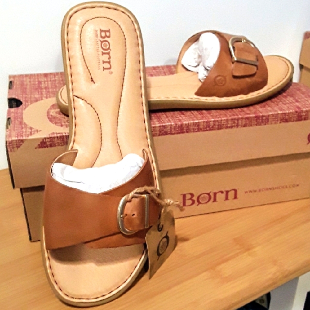 🐱 Born Varick Sandals